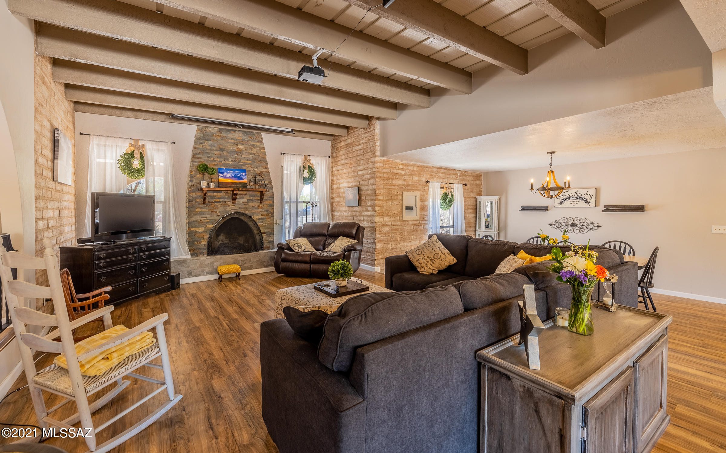 Casa Roma Est - Residential