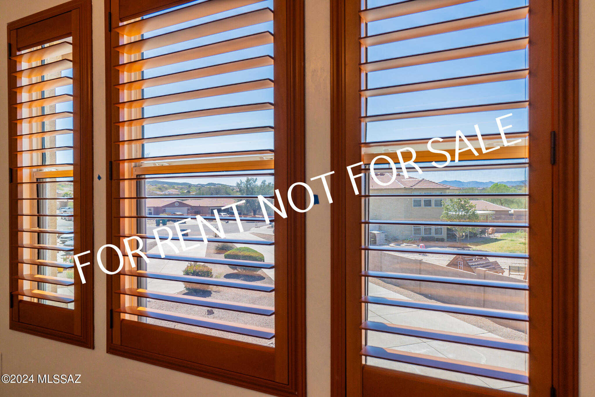 Rancho Del Lago (1031-1133) - Residential Lease