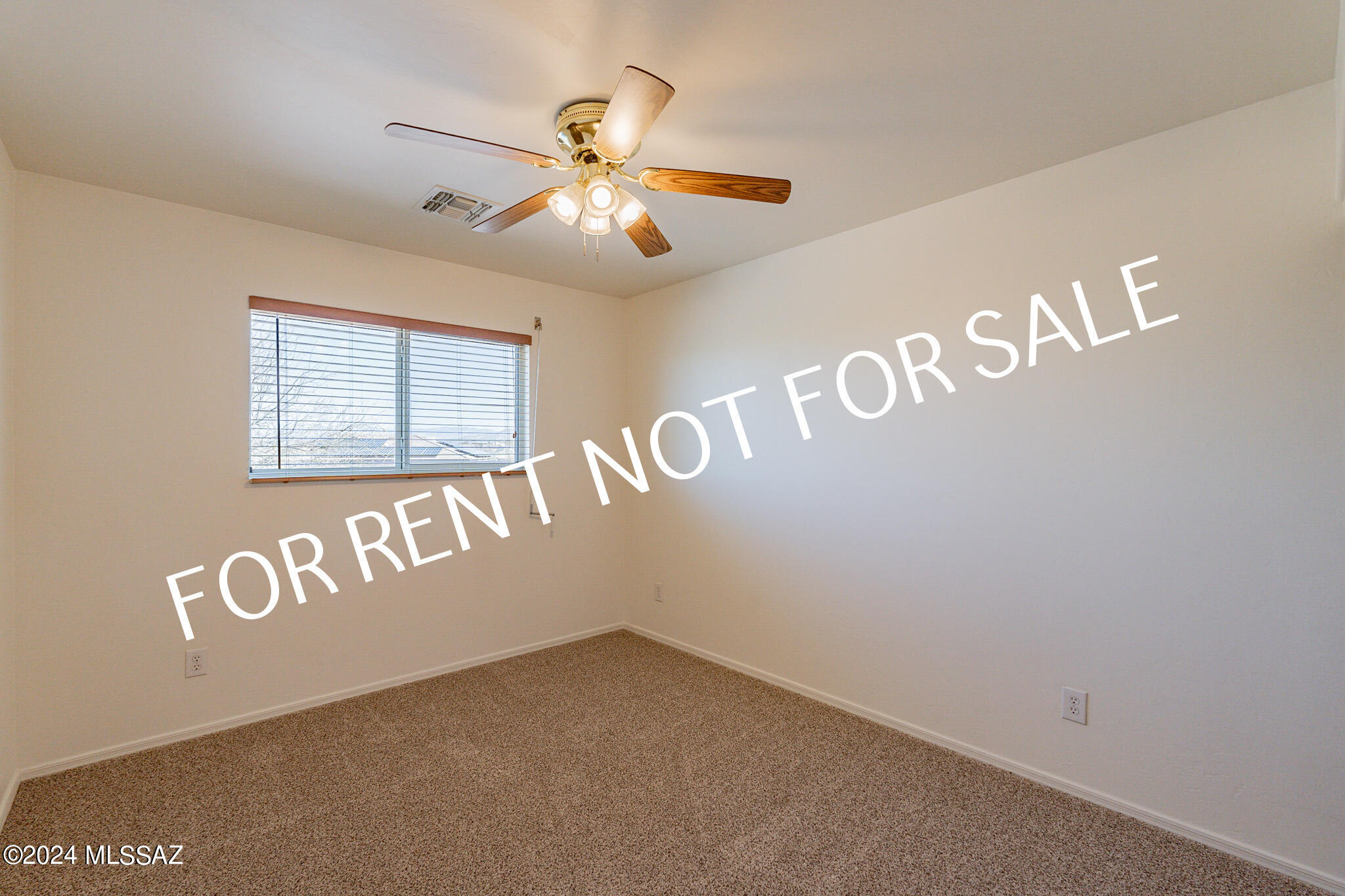 Rancho Del Lago (1031-1133) - Residential Lease
