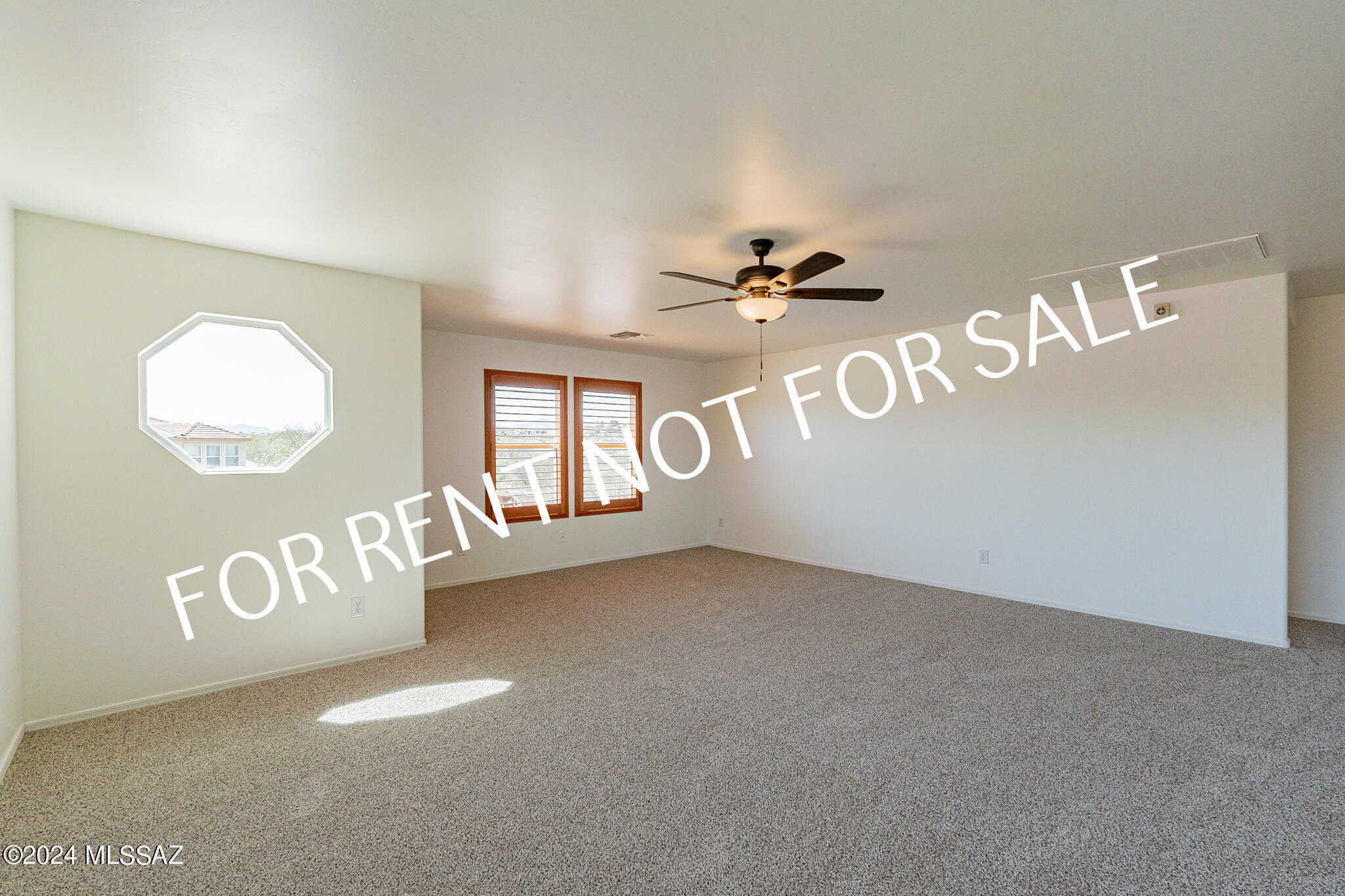 Rancho Del Lago (1031-1133) - Residential Lease