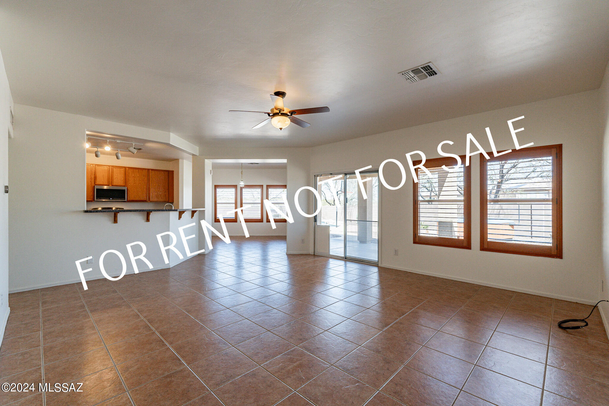 Rancho Del Lago (1031-1133) - Residential Lease