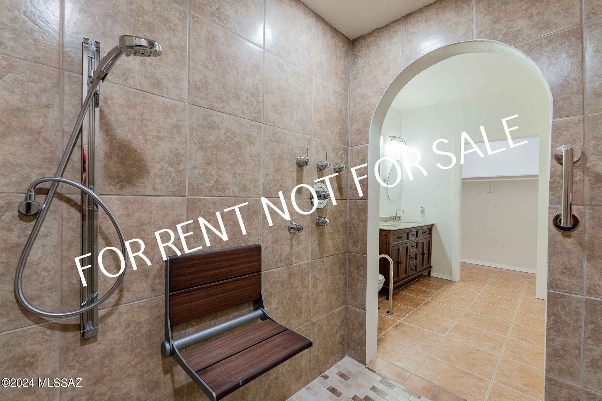 Rancho Del Lago (1031-1133) - Residential Lease