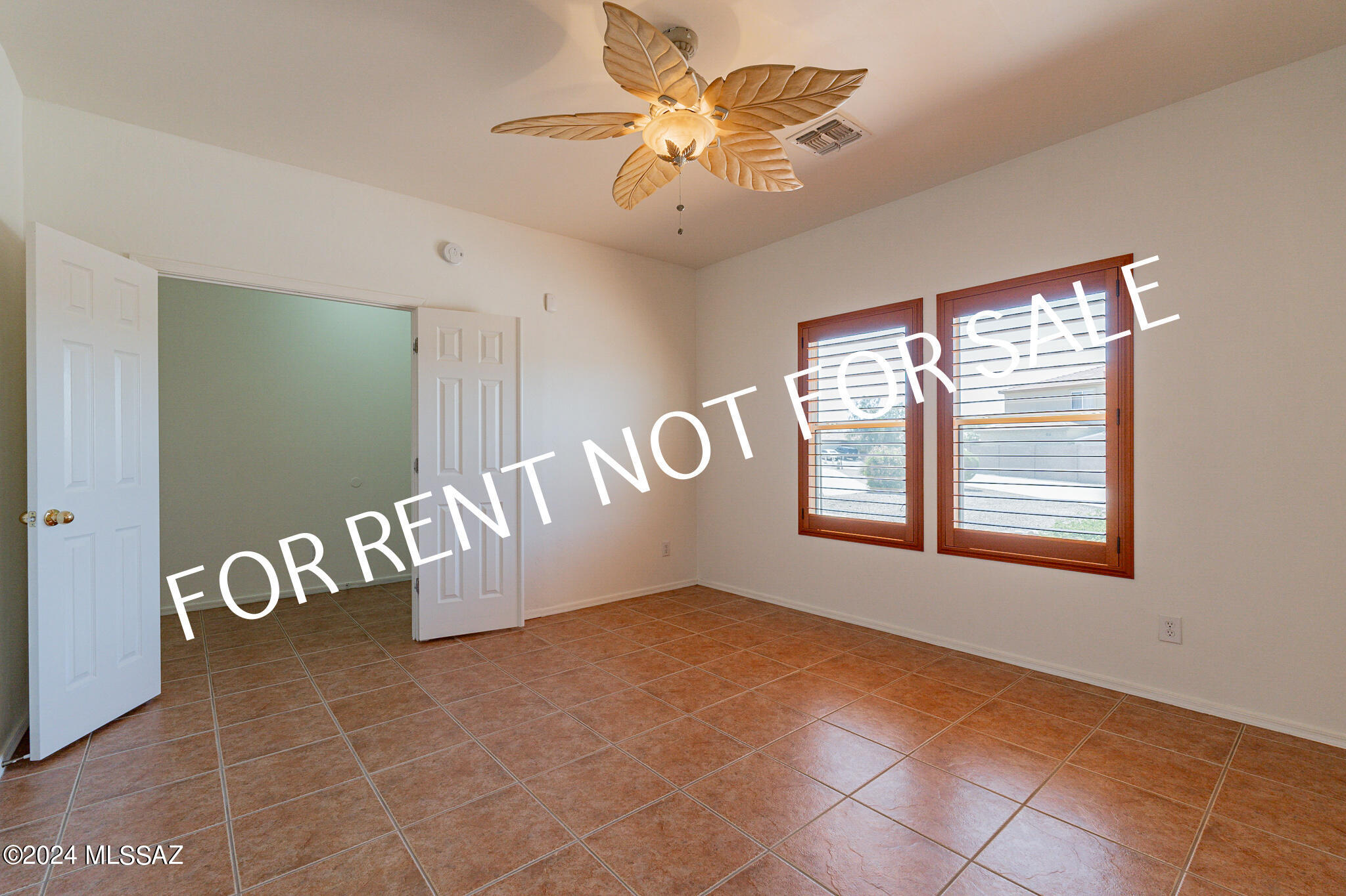Rancho Del Lago (1031-1133) - Residential Lease