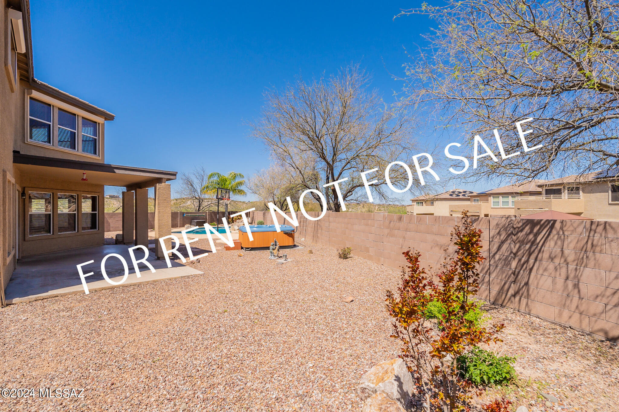 Rancho Del Lago (1031-1133) - Residential Lease
