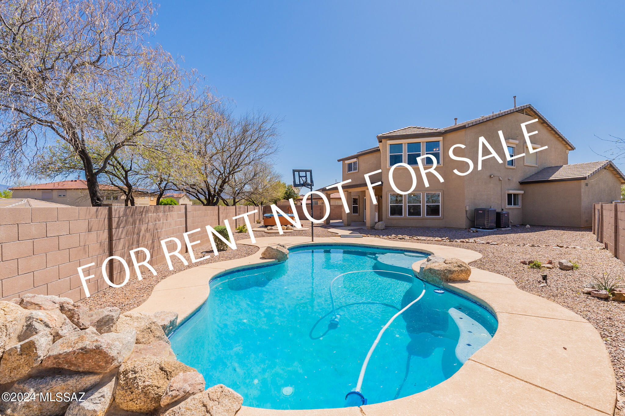Rancho Del Lago (1031-1133) - Residential Lease