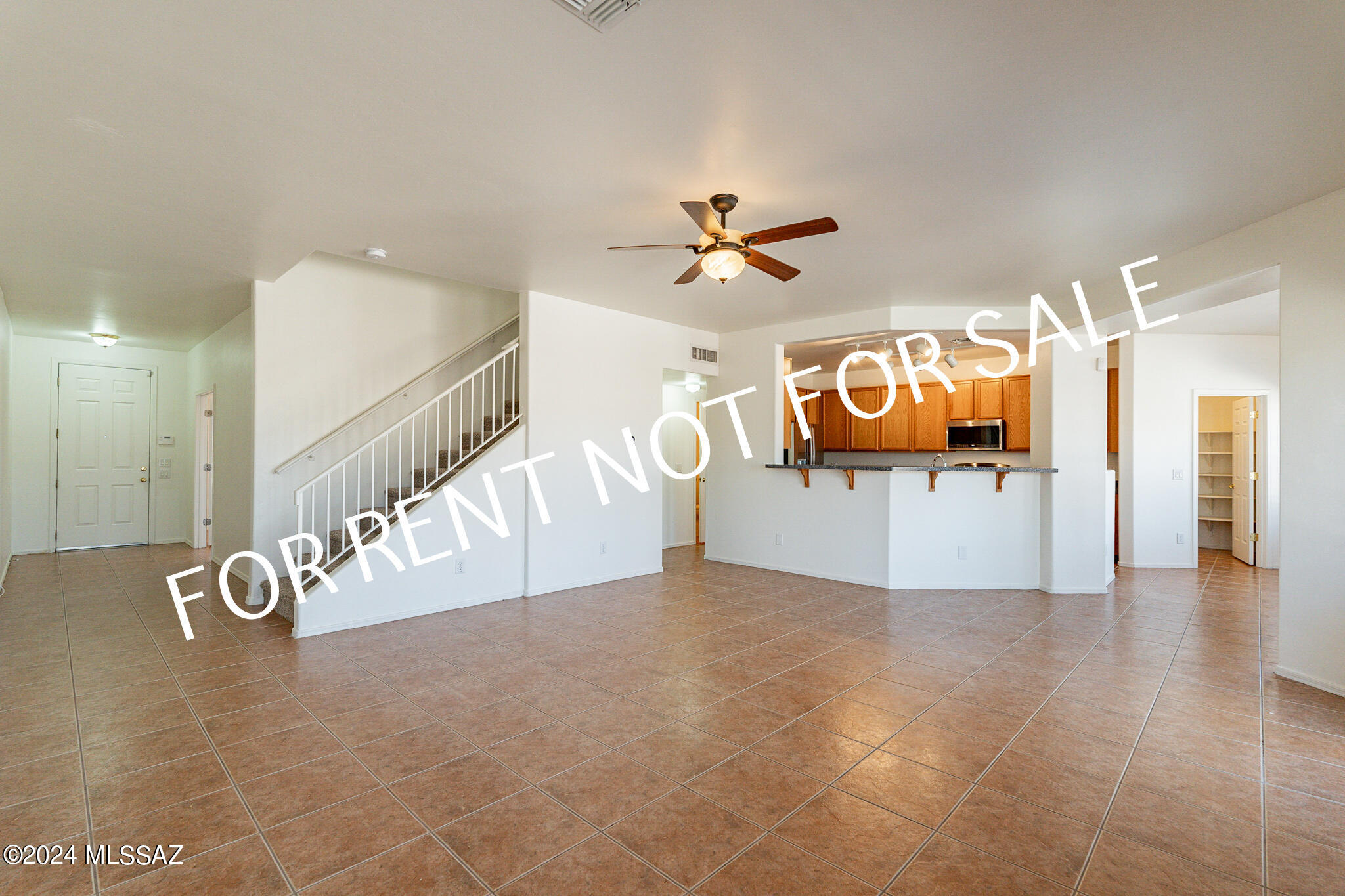 Rancho Del Lago (1031-1133) - Residential Lease