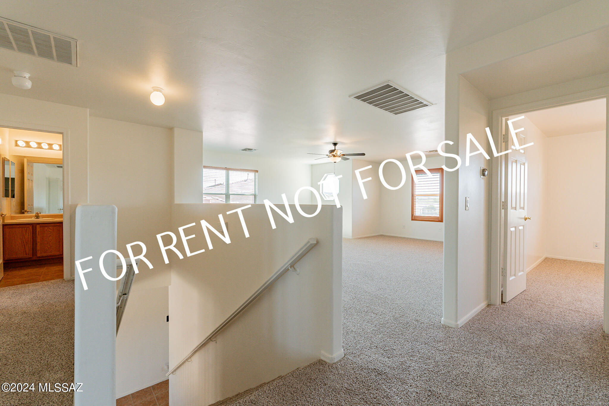 Rancho Del Lago (1031-1133) - Residential Lease