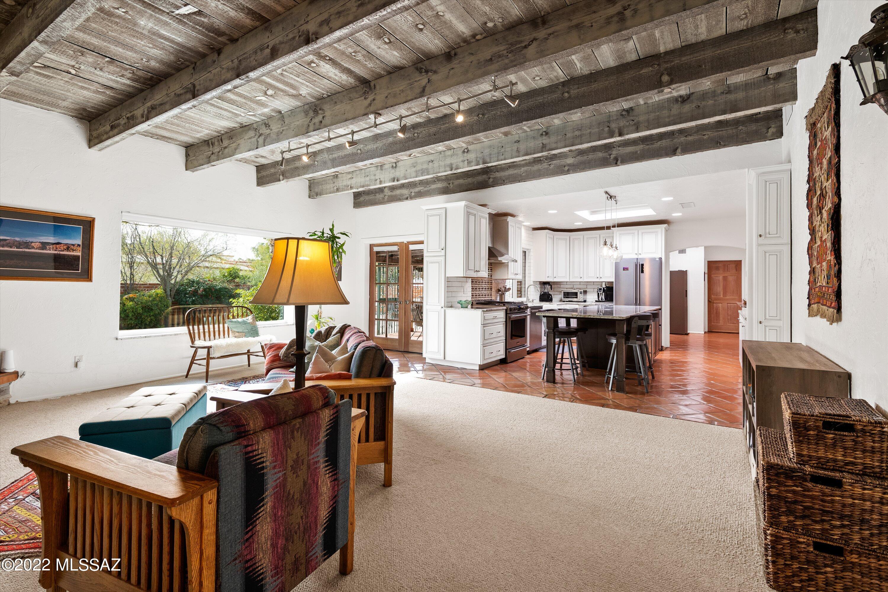 La Cienega (1-17) - Residential