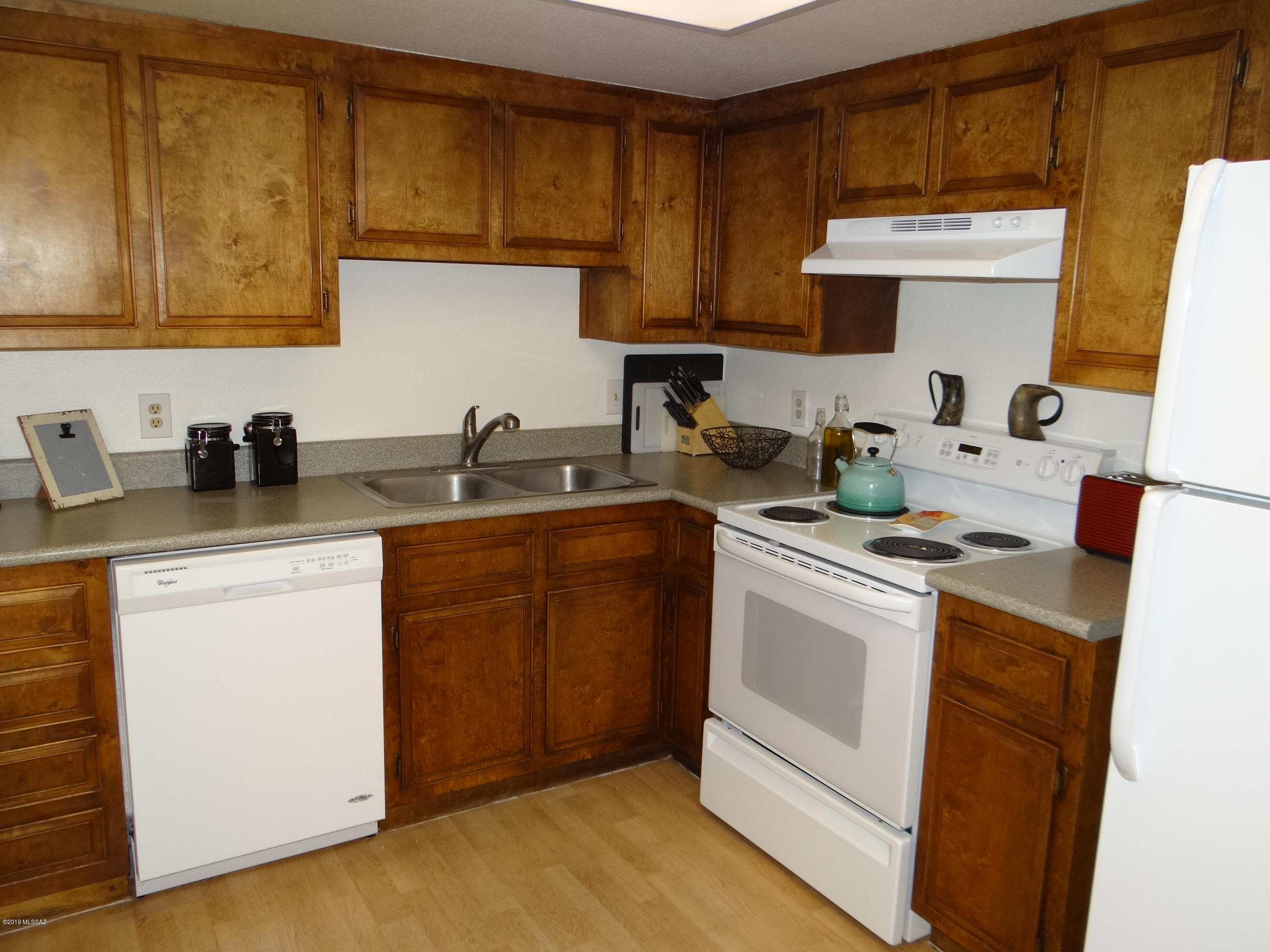 Las Casas Bellas Condo (1-44) - Residential Lease