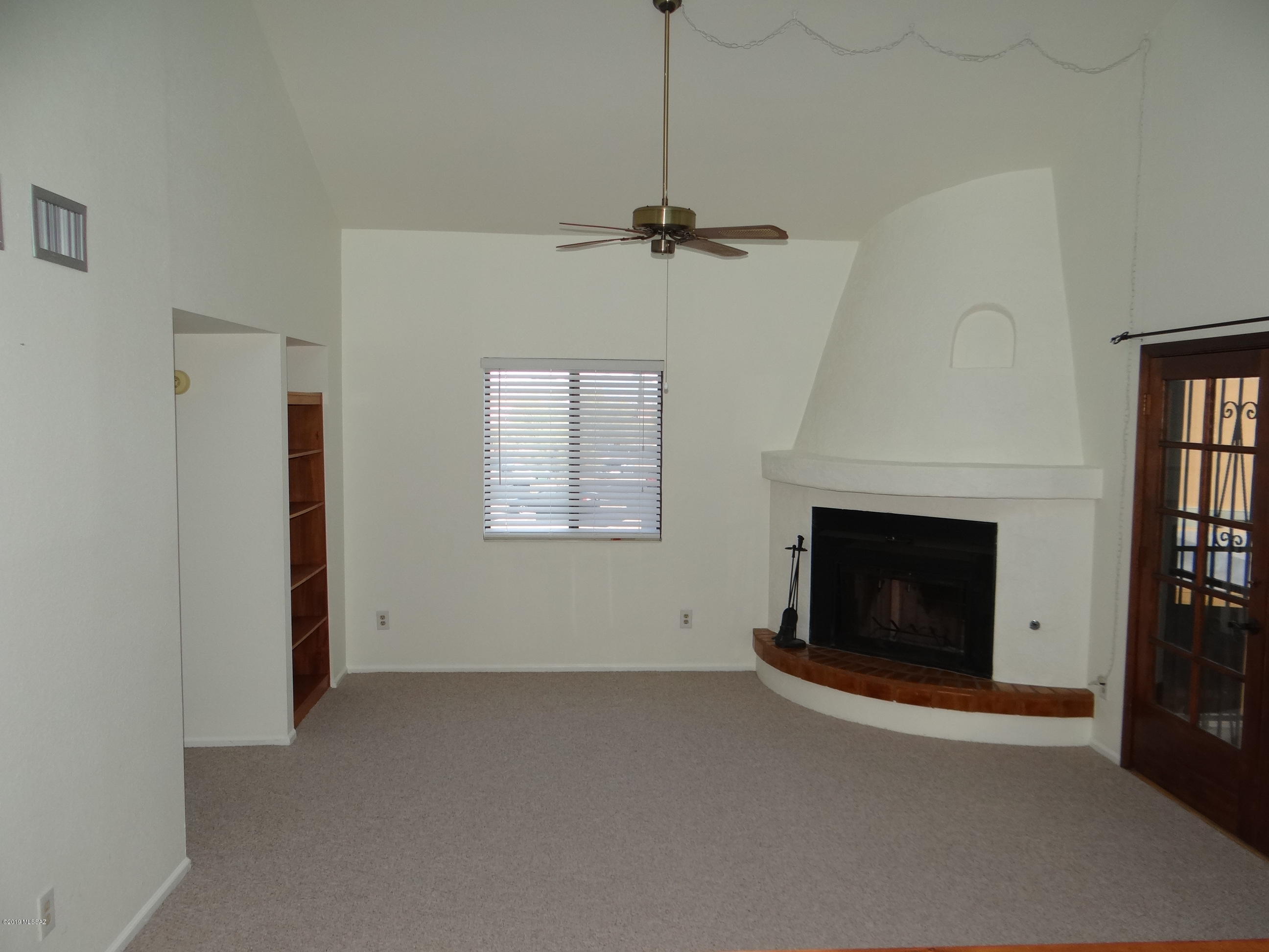 Las Casas Bellas Condo (1-44) - Residential Lease