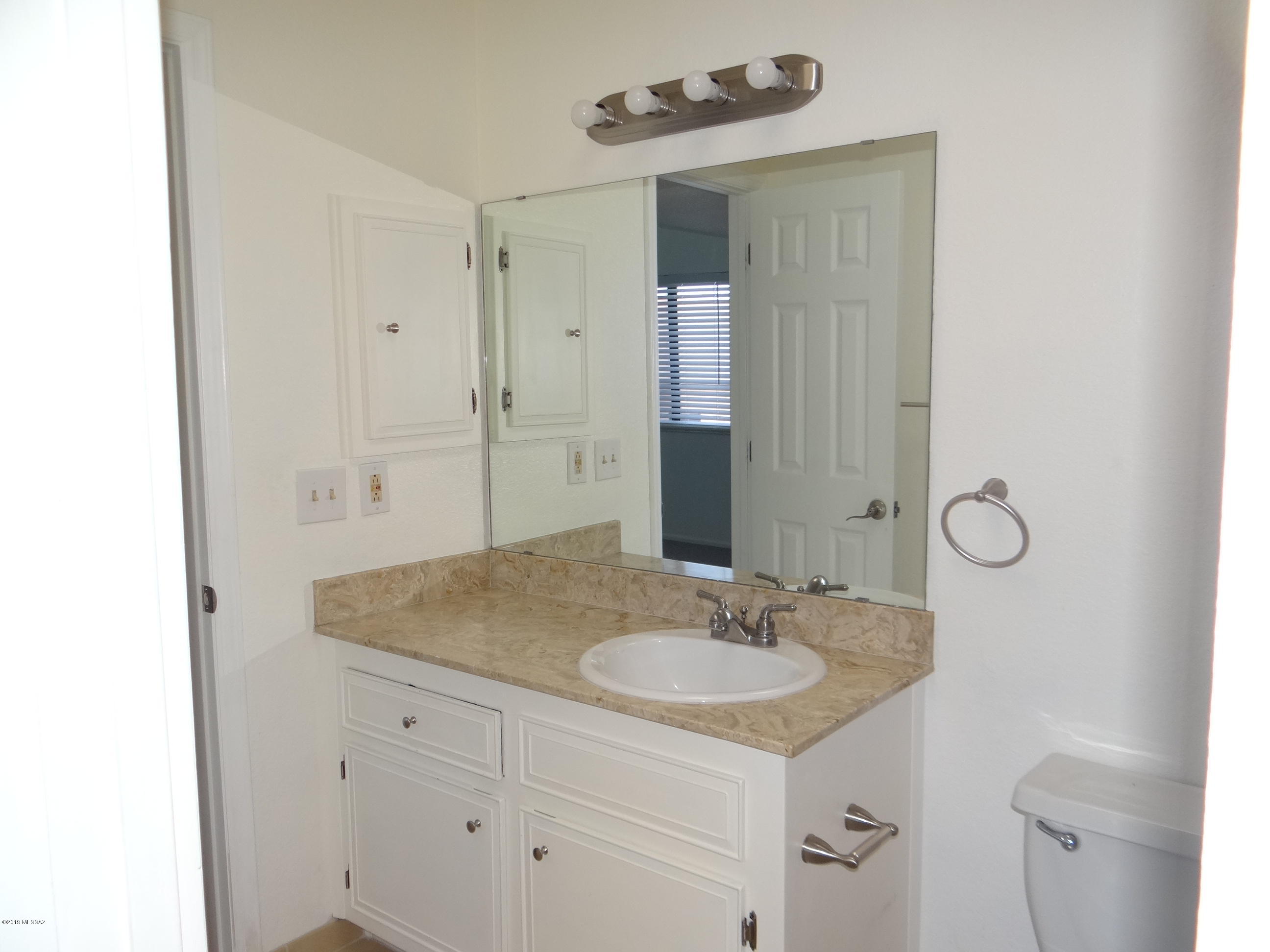 Las Casas Bellas Condo (1-44) - Residential Lease