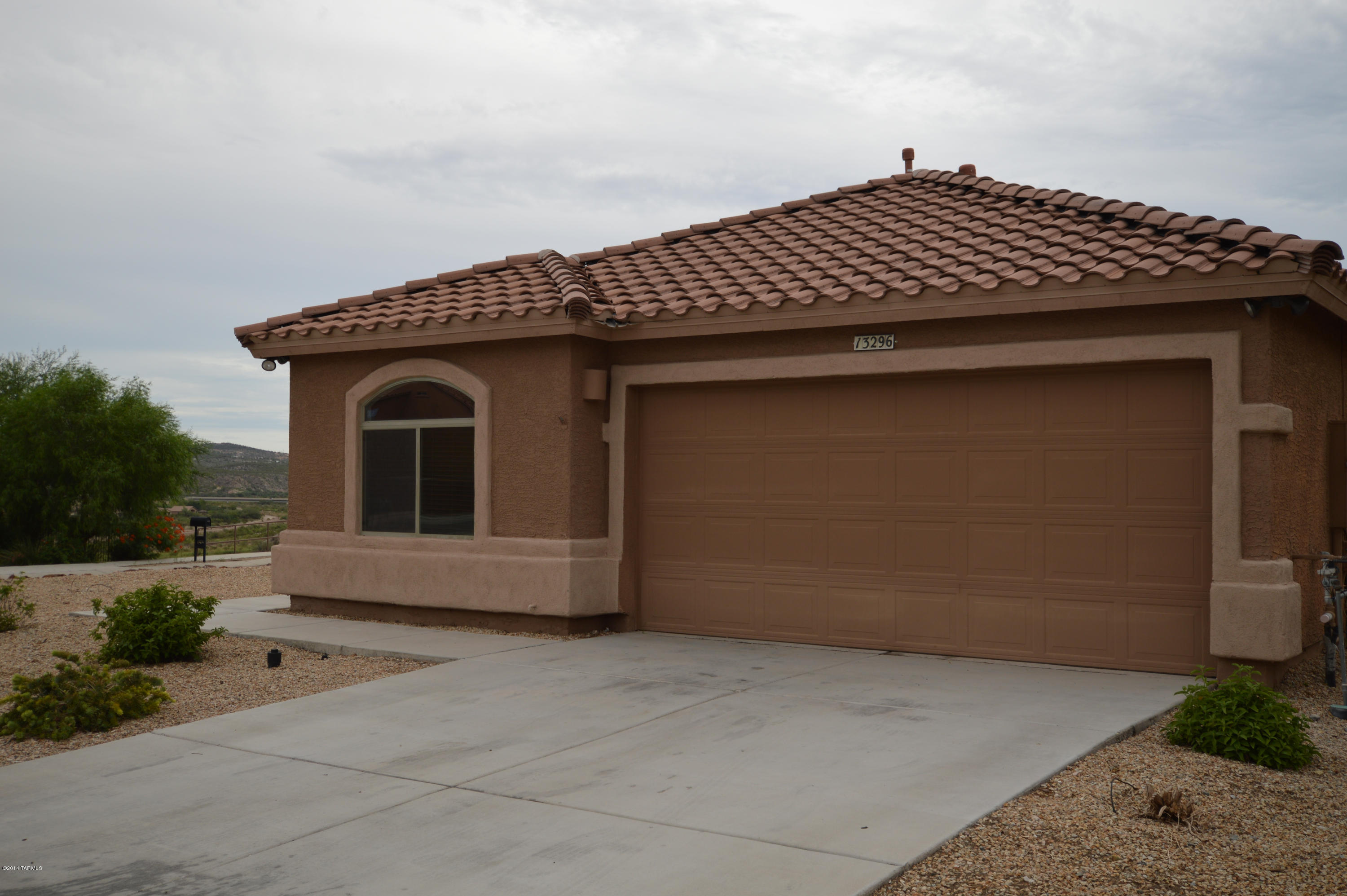 Rancho Del Lago (608-1030) - Residential Lease