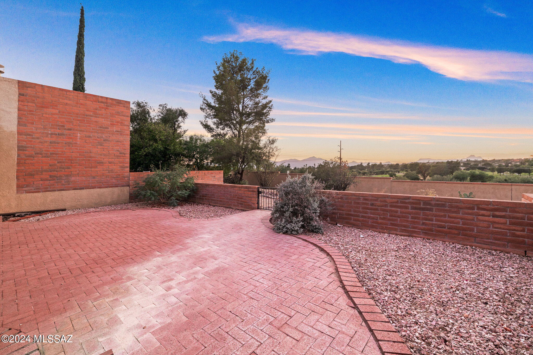 La Cholla Hills(1-313) - Residential