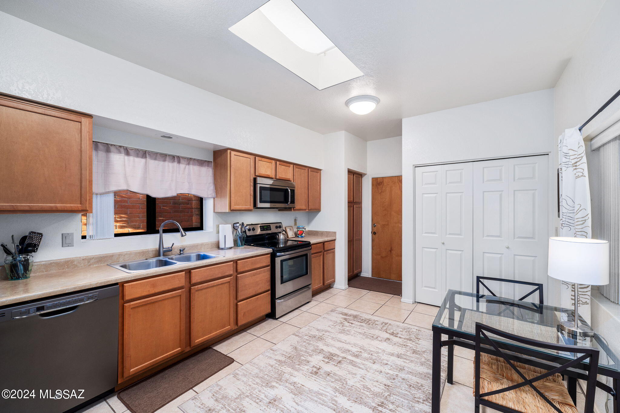 La Cholla Hills(1-313) - Residential