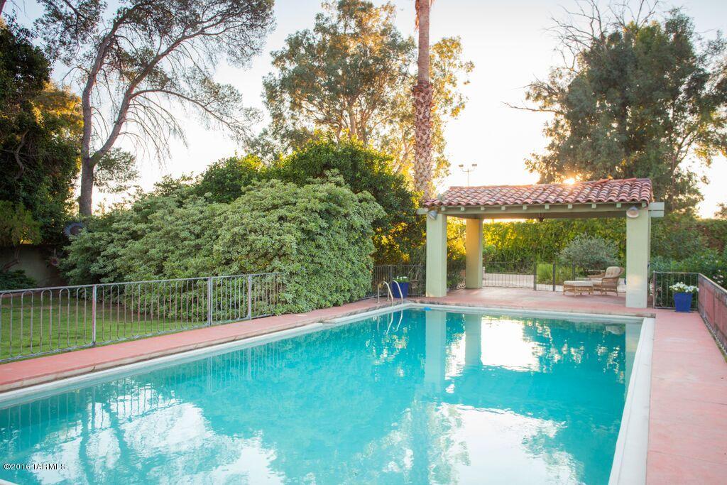 Colonia Solana - Residential