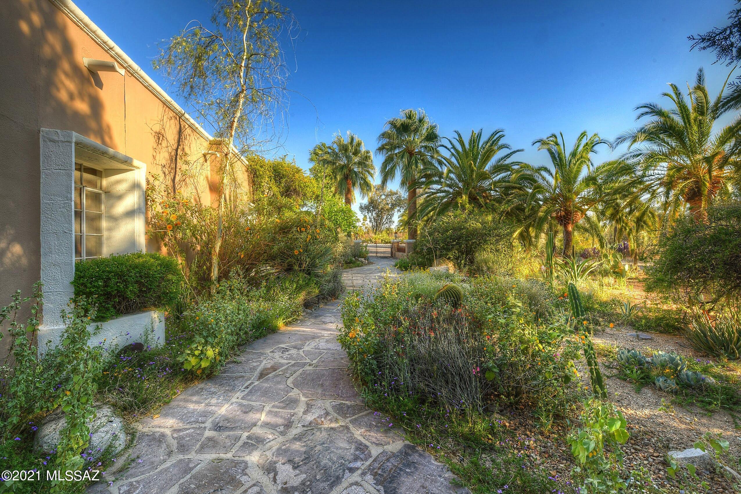 Catalina Citrus Estates - Residential