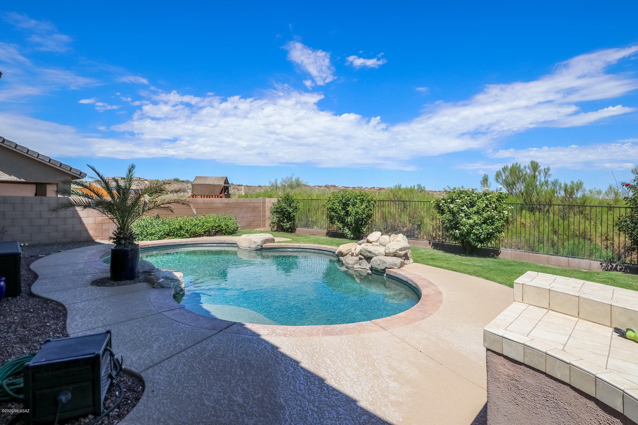 Rancho Del Lago (1-100) - Residential Lease