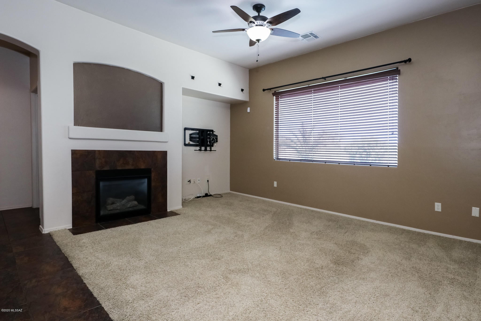 Rancho Del Lago (1-100) - Residential Lease