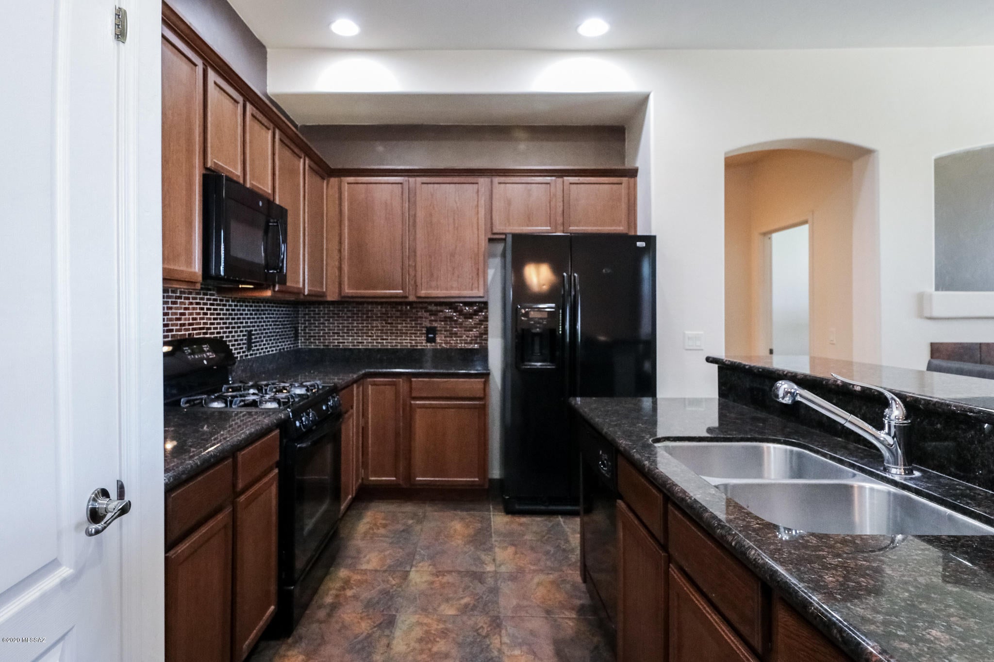 Rancho Del Lago (1-100) - Residential Lease