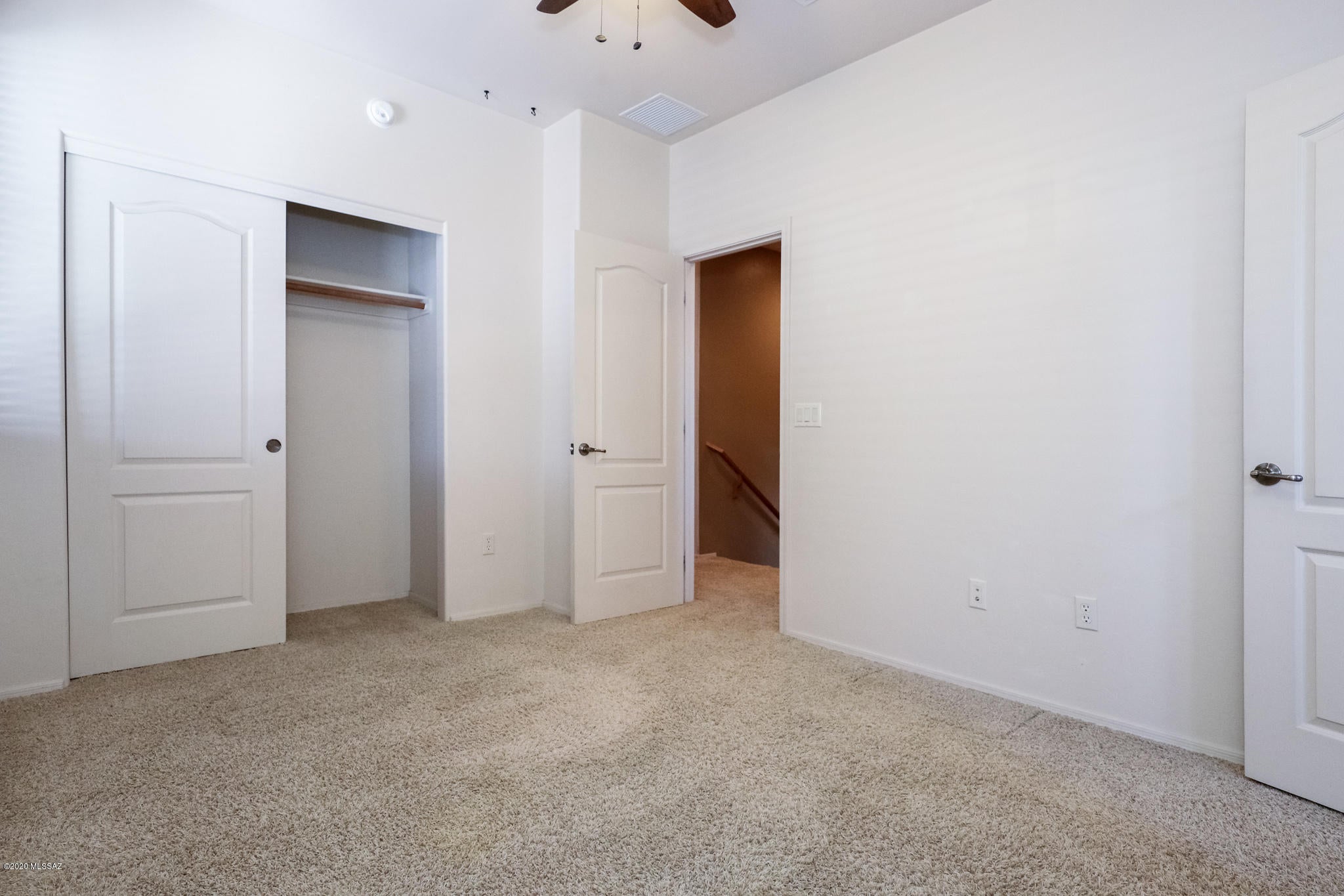 Rancho Del Lago (1-100) - Residential Lease