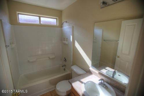 Tres Pueblos - Residential Lease