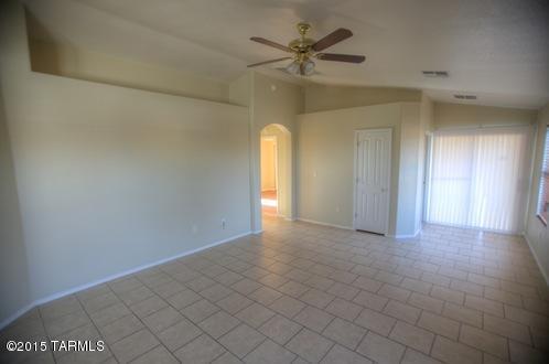 Tres Pueblos - Residential Lease