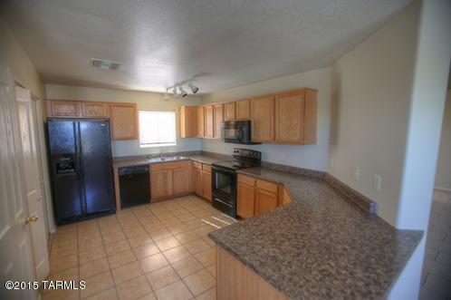 Tres Pueblos - Residential Lease