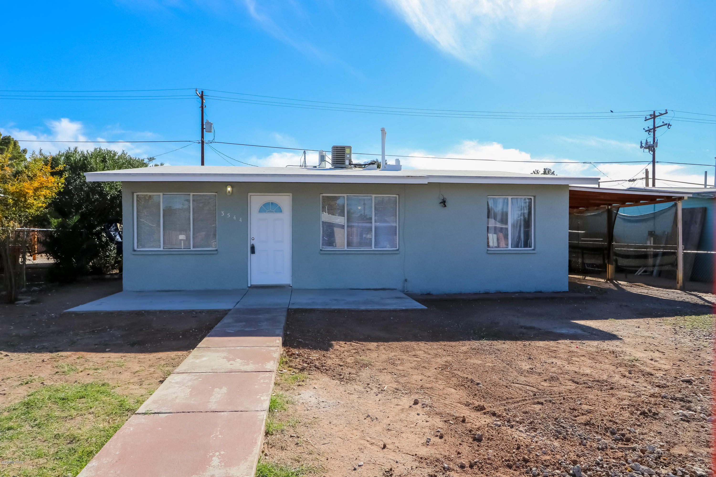*Range Priced Seller will accept and/or counter between $135,000-$140,000.*Newly painted Exterior and Interior on this Central home!  Brand new water heater.  This home has tile throughout.  Close to shopping, freeways and all Tucson has to offer!