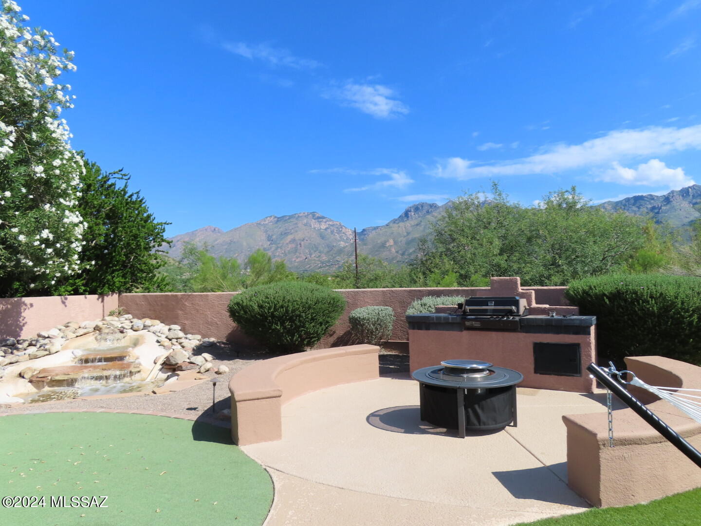 Shadows @ Sabino (1-103) - Residential