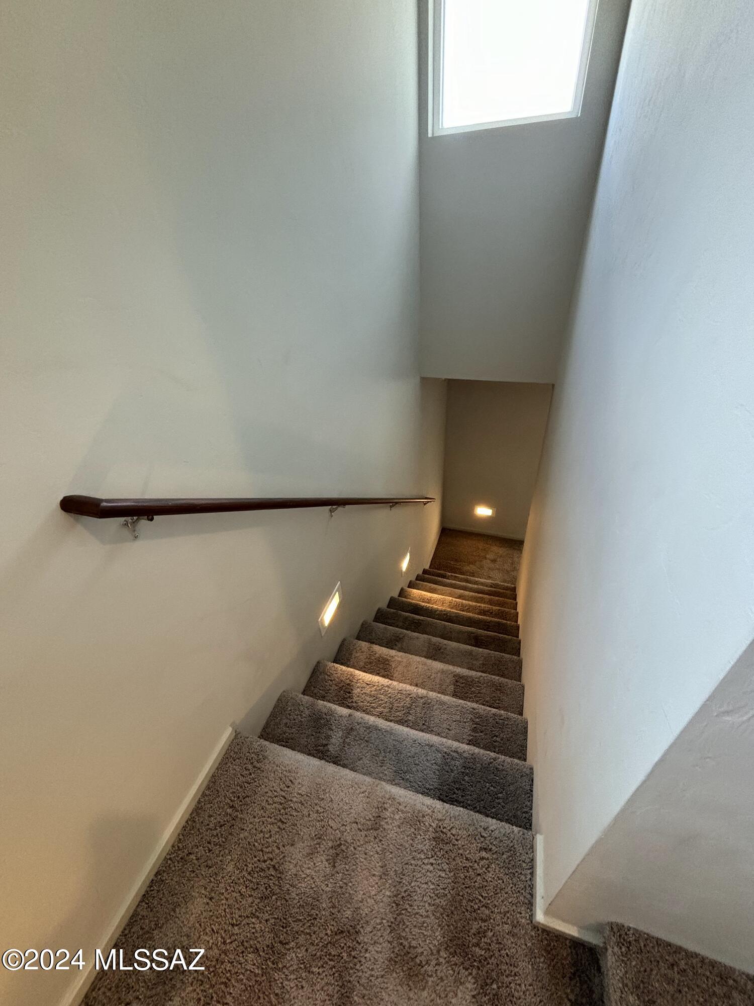 Camino Modern SQ20180120608 - Residential Lease