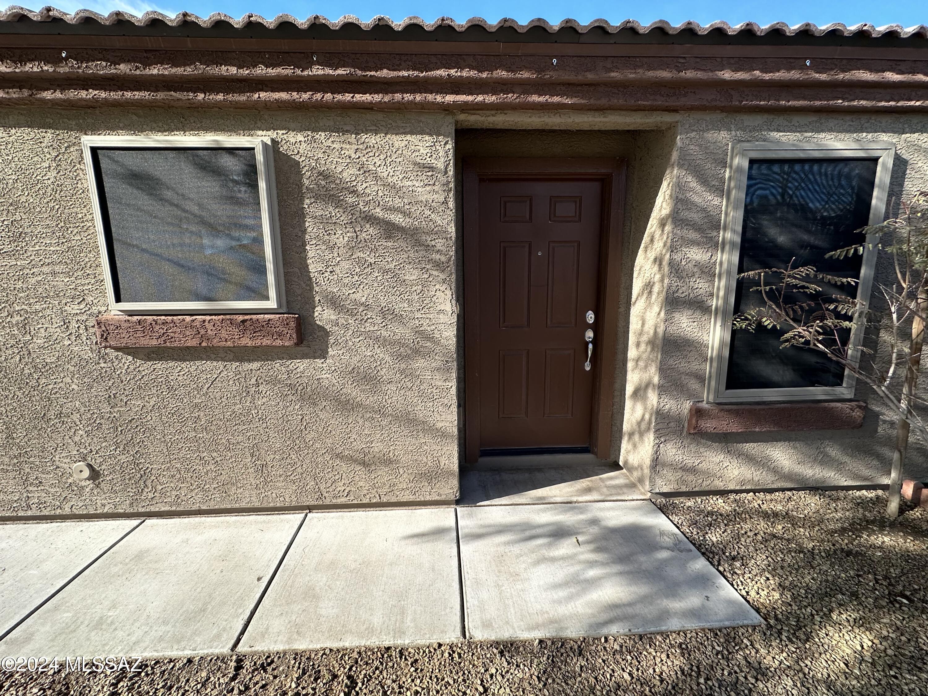 Come see this single-story home situated in the desirable gated community of The Pines. This location offers easy access to I-10, nearby shopping, restaurants & golfing! Flexible floor plan includes 3 rooms with 2 baths, a spacious great room and dining area, a 2-car garage! Step outside to enjoy beautiful turf and pavers in your backyard!