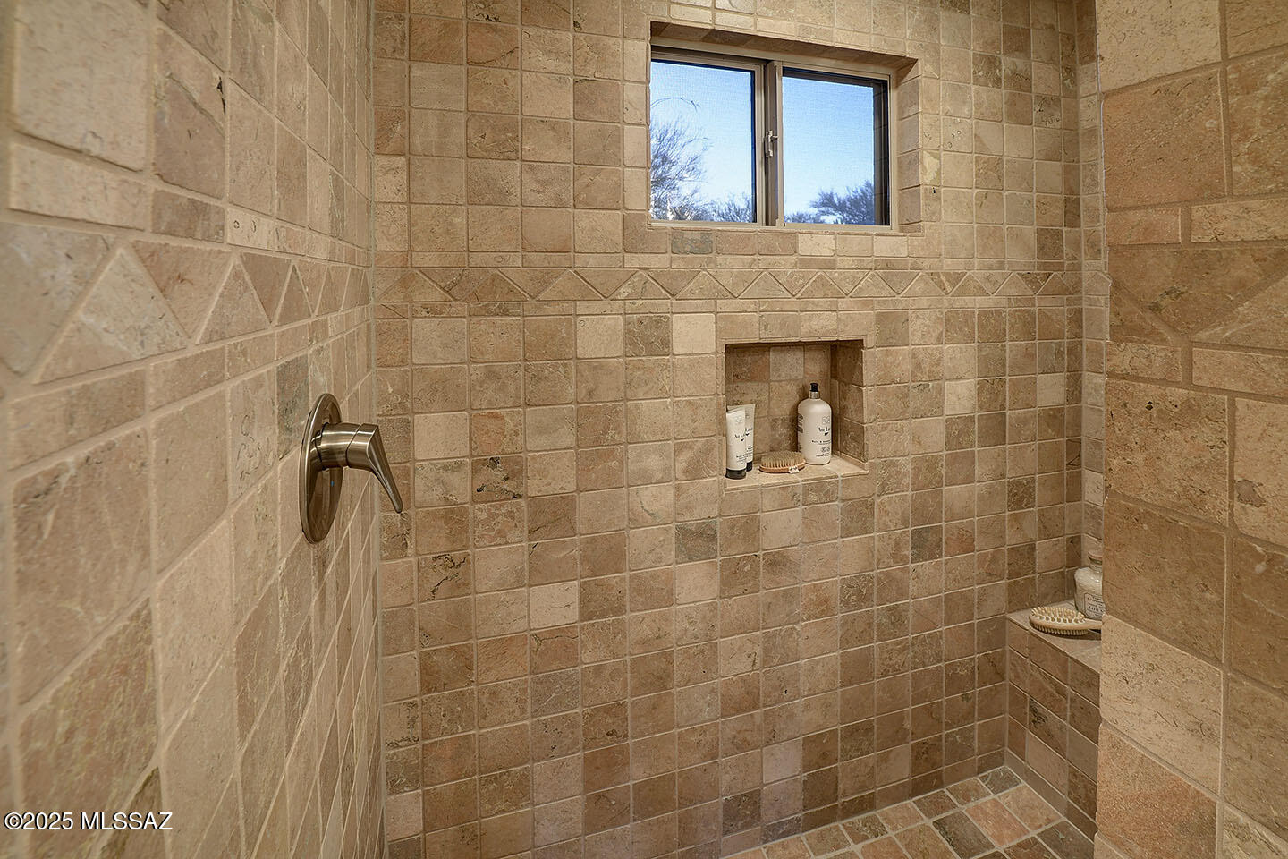 Alta Vista (99-145) - Residential