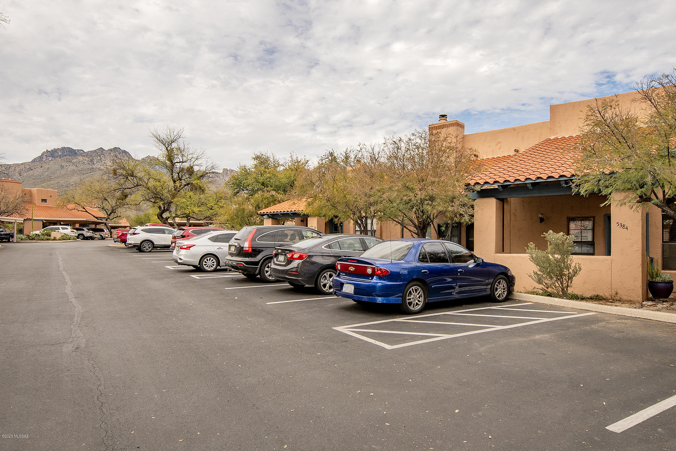 Ventana De Sabino Townhomes - Residential