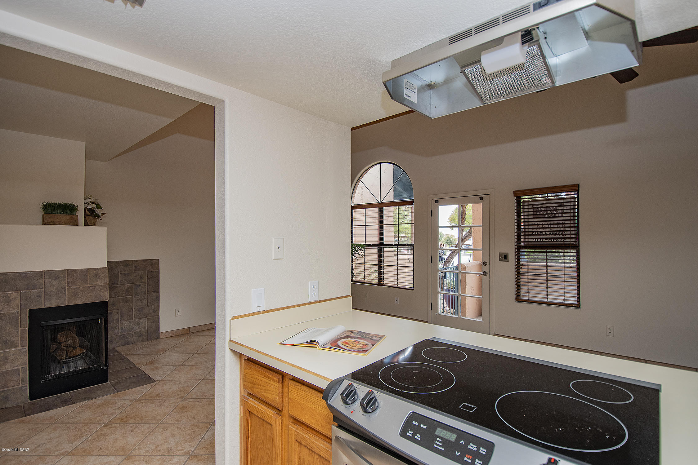 Ventana De Sabino Townhomes - Residential