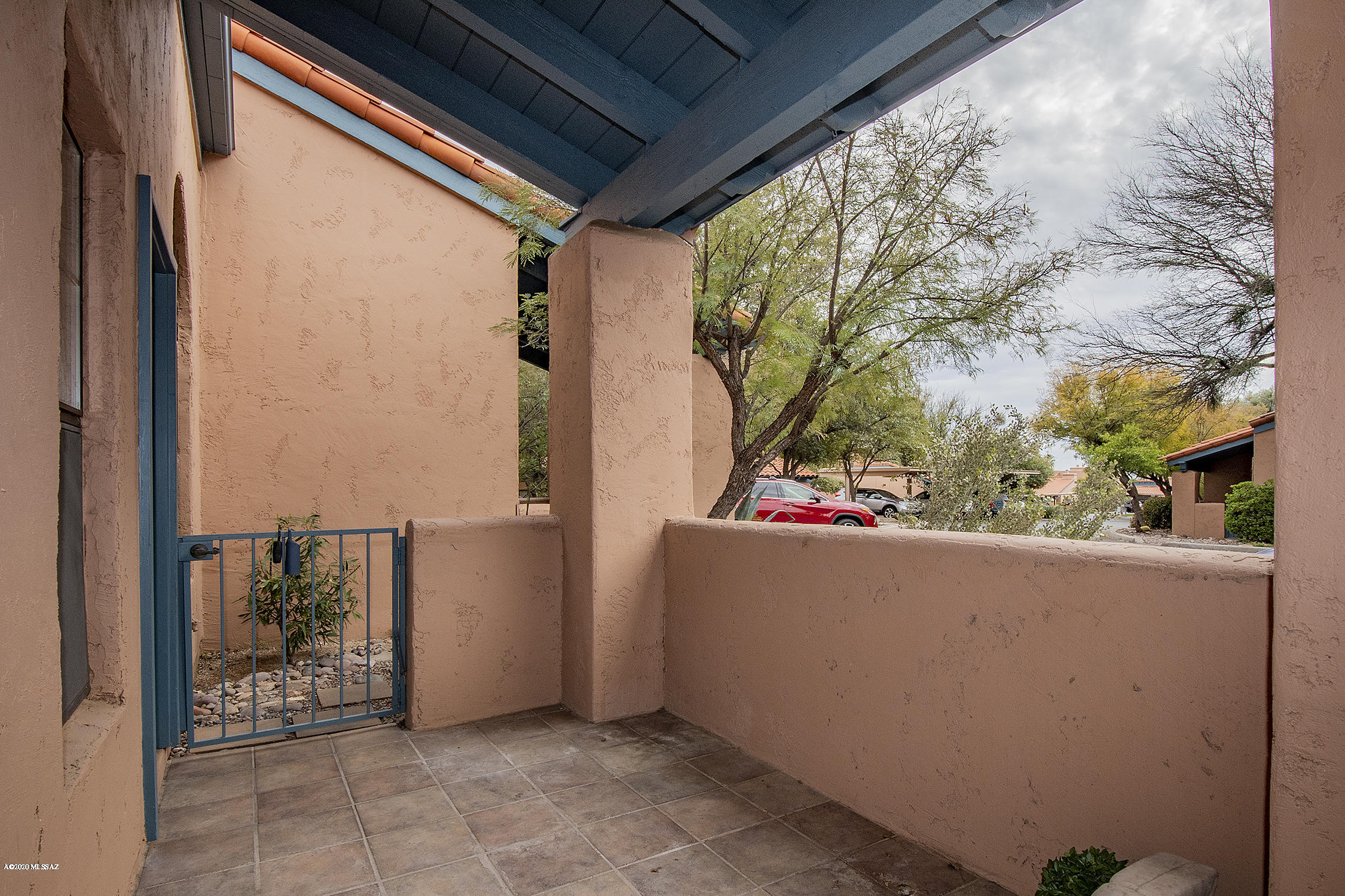 Ventana De Sabino Townhomes - Residential