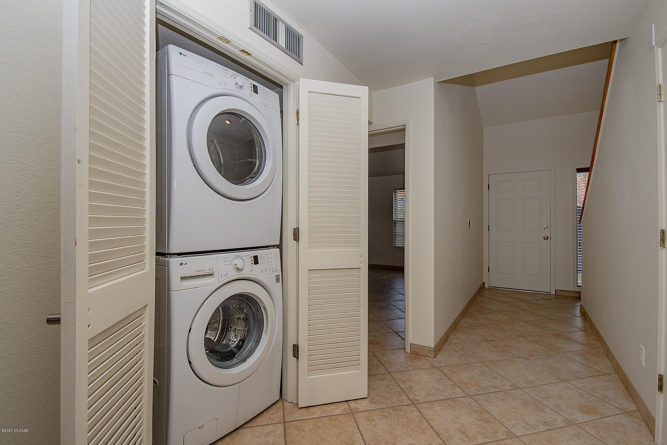 Ventana De Sabino Townhomes - Residential