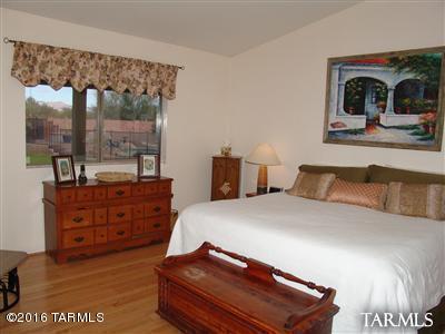 Las Lindas(1-76) - Residential Lease