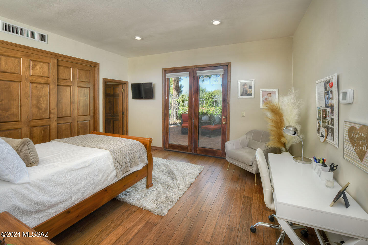 El Diamante Townhomes (1-15) - Residential