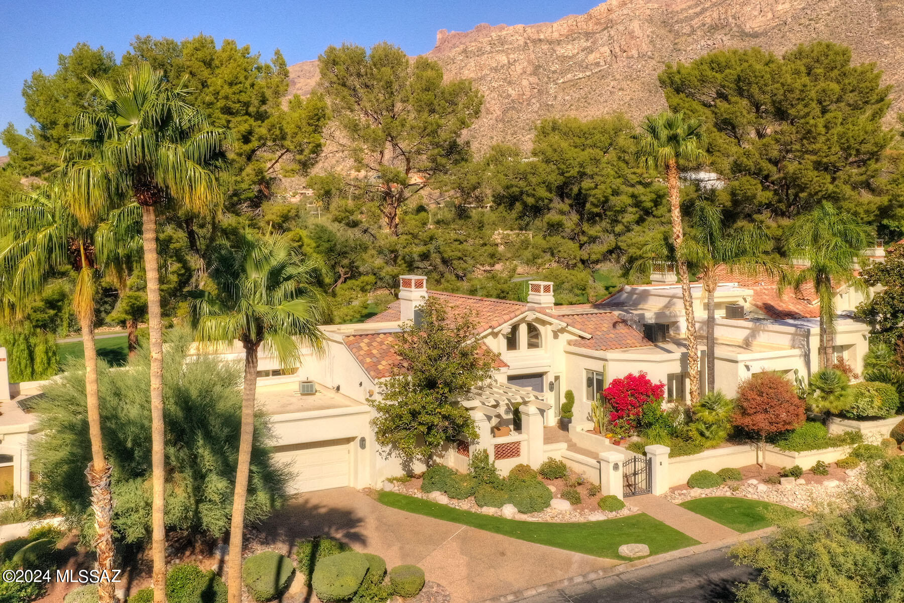 El Diamante Townhomes (1-15) - Residential