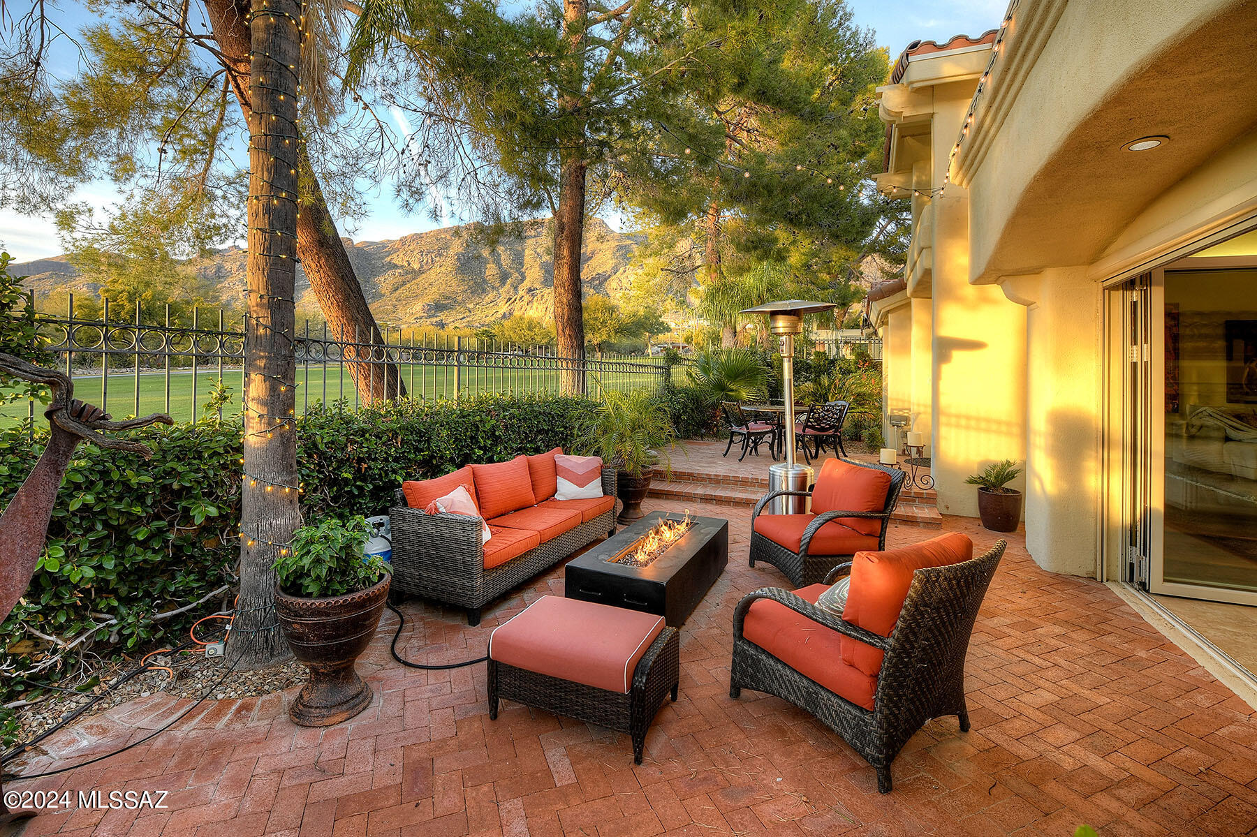 El Diamante Townhomes (1-15) - Residential