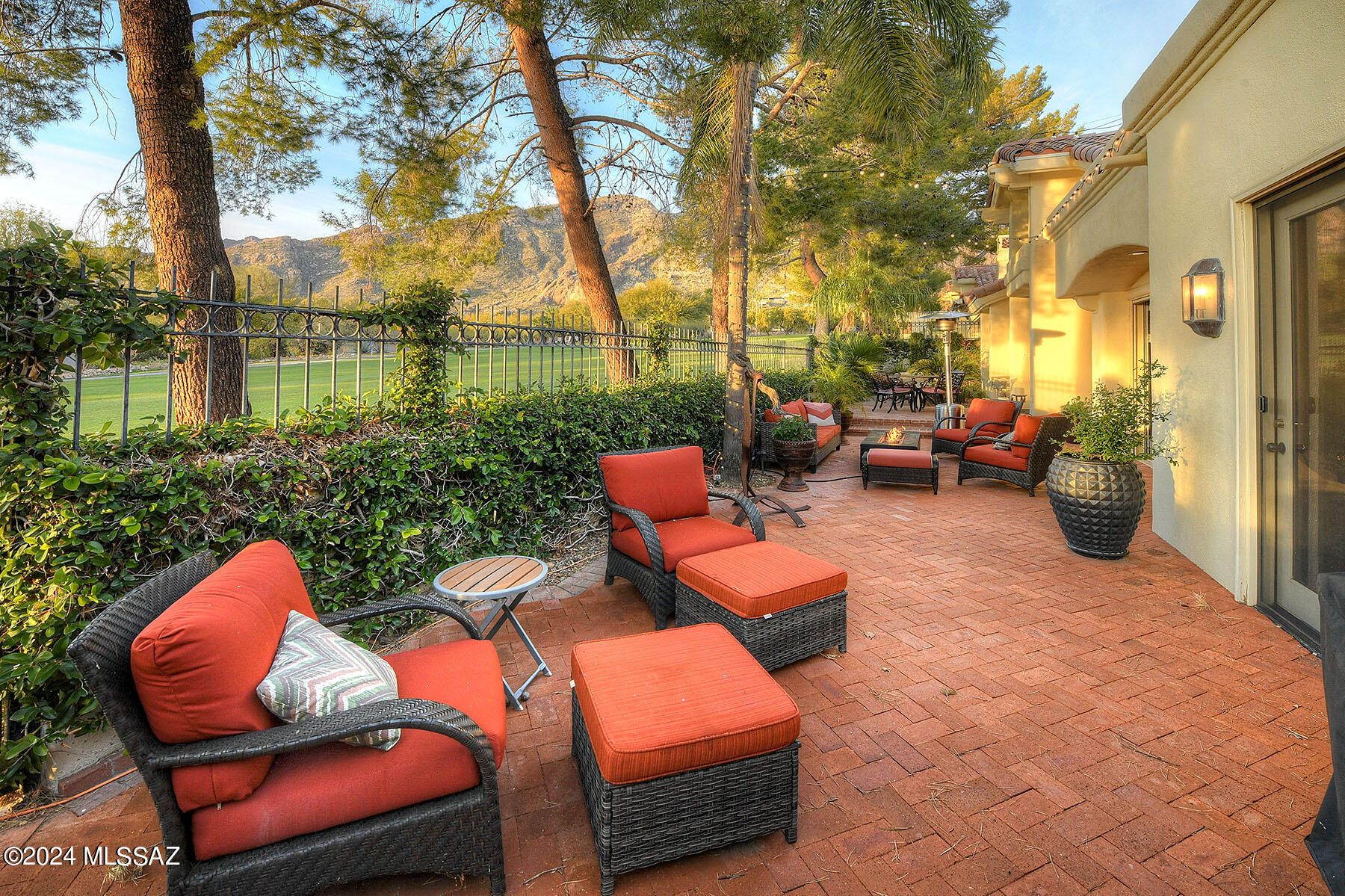 El Diamante Townhomes (1-15) - Residential