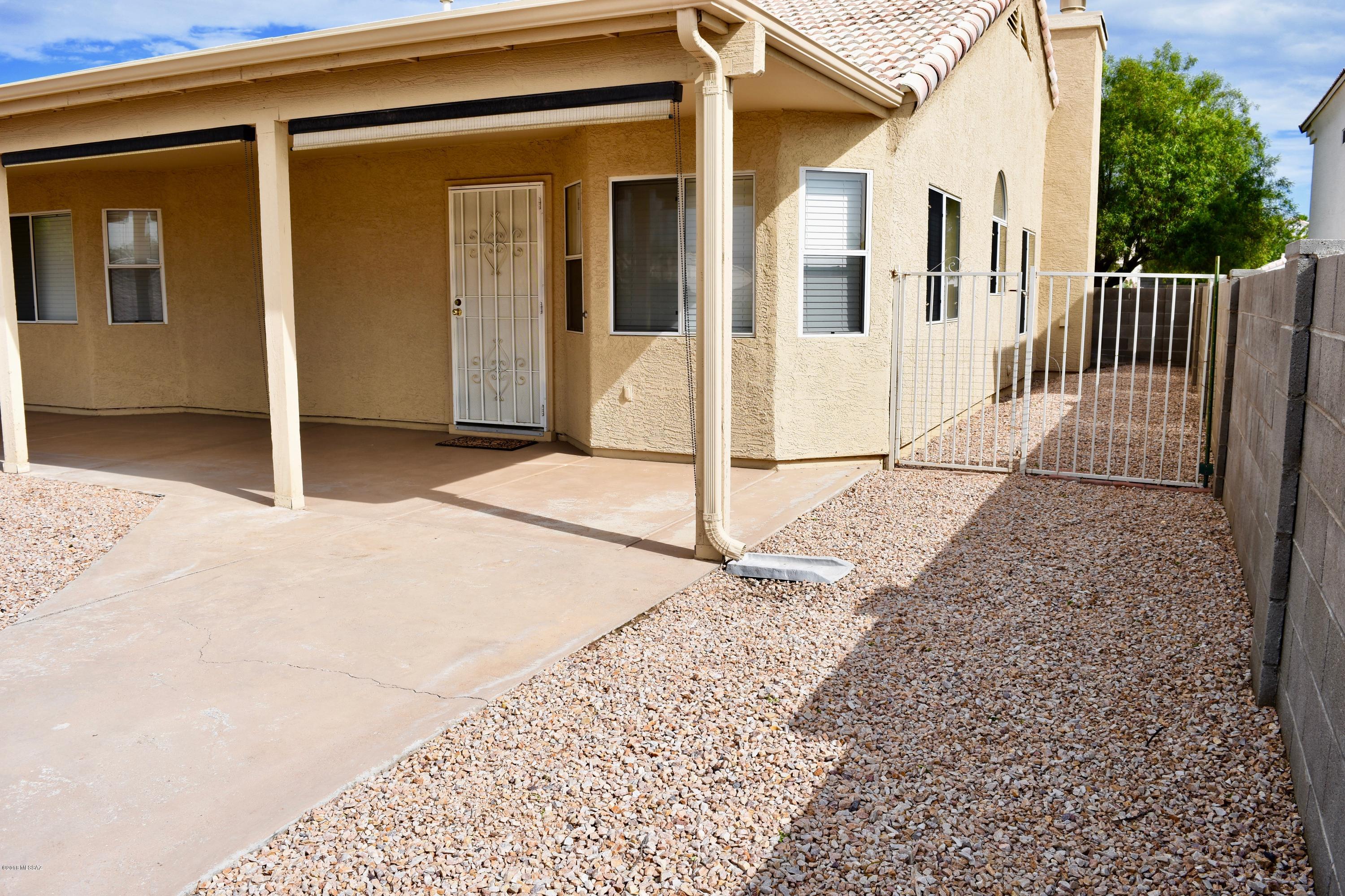 Thornydale Terrace(1-104) - Residential