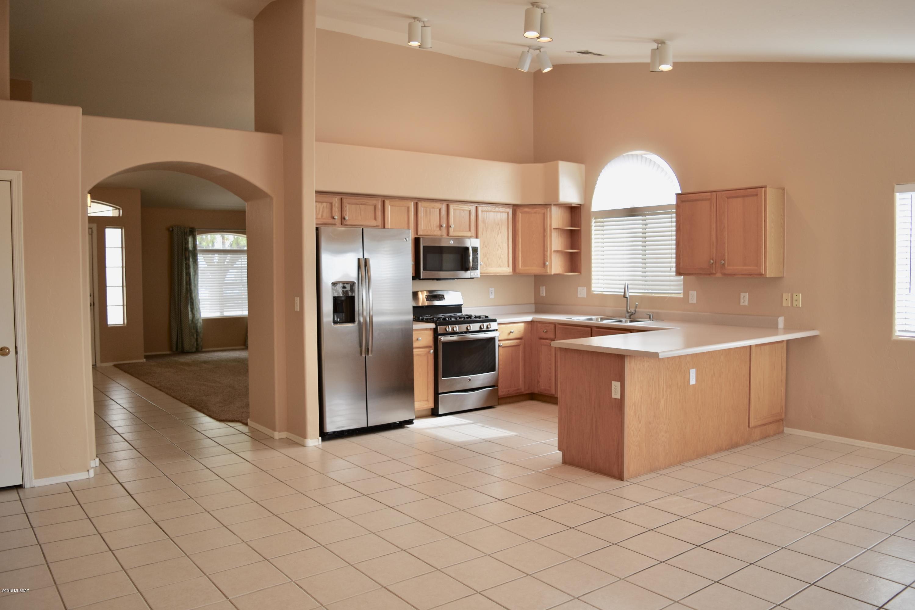 Thornydale Terrace(1-104) - Residential
