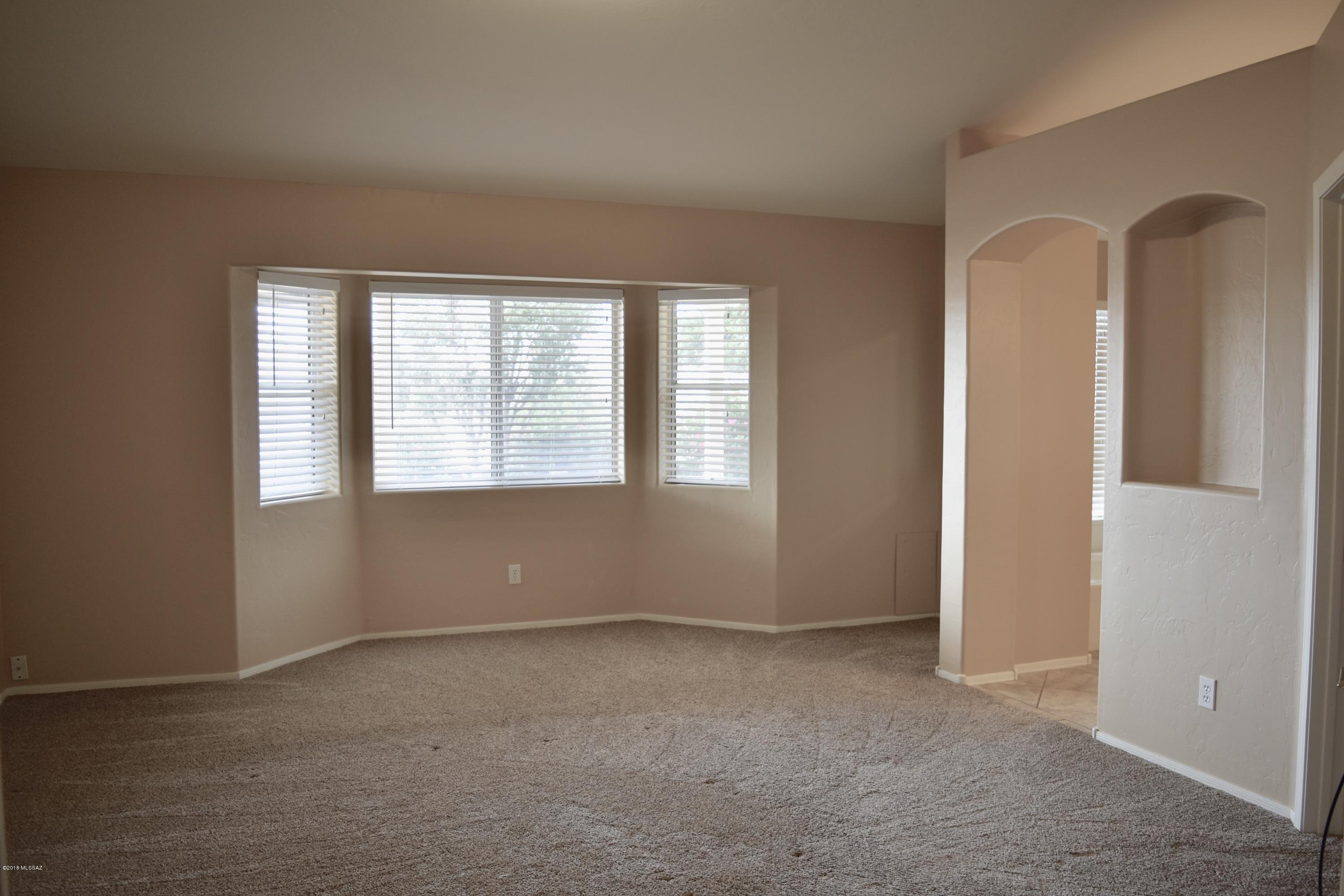 Thornydale Terrace(1-104) - Residential