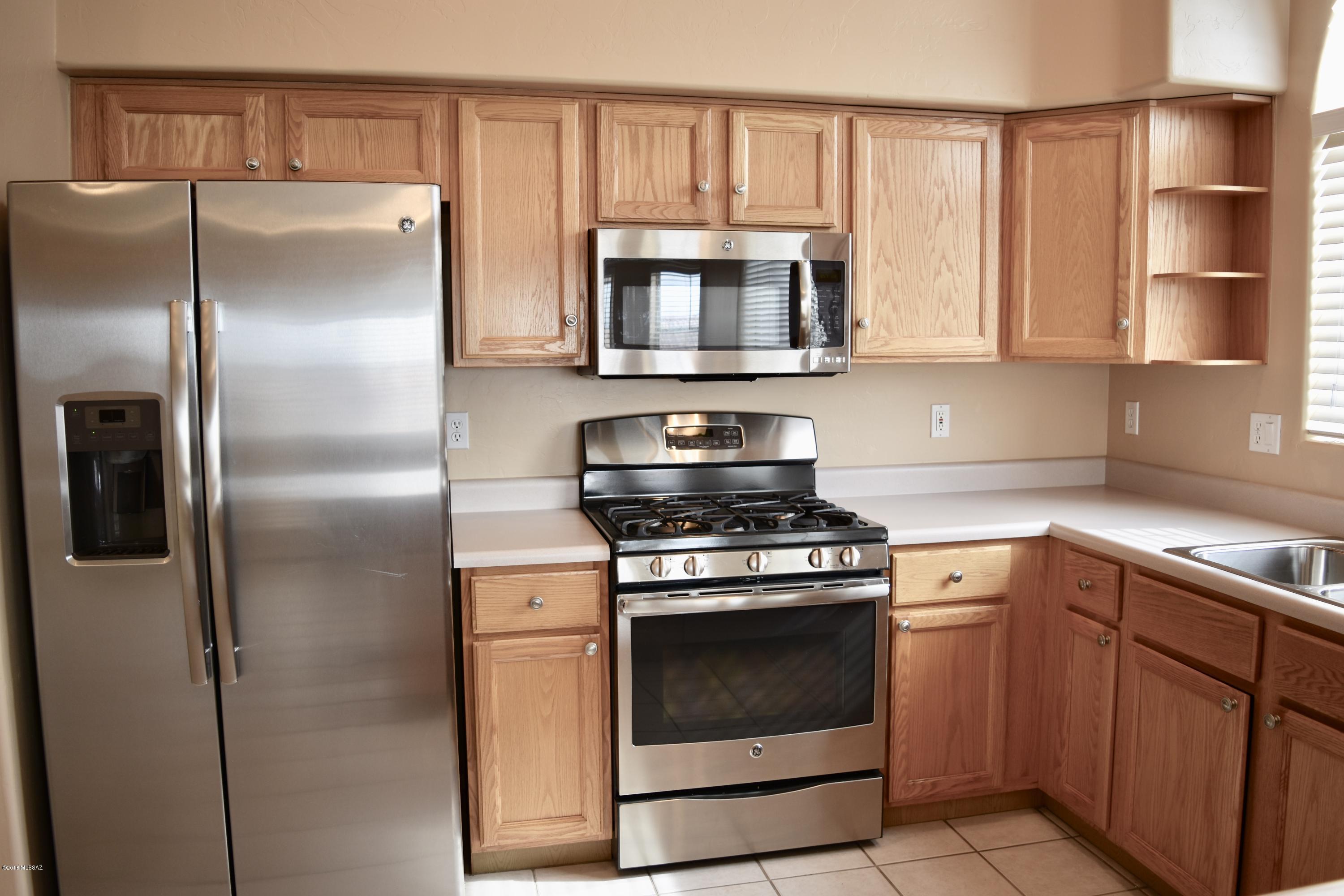 Thornydale Terrace(1-104) - Residential