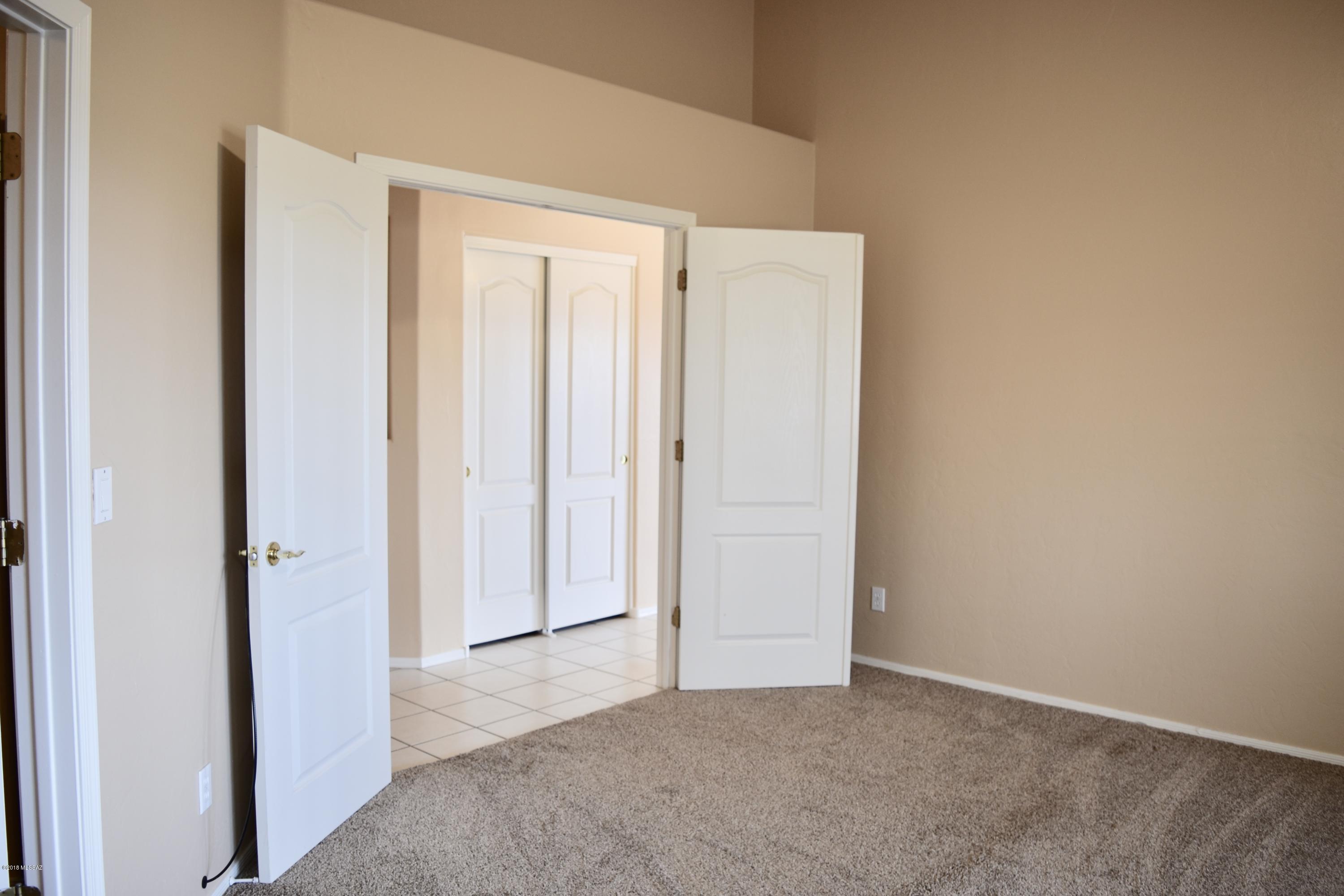 Thornydale Terrace(1-104) - Residential