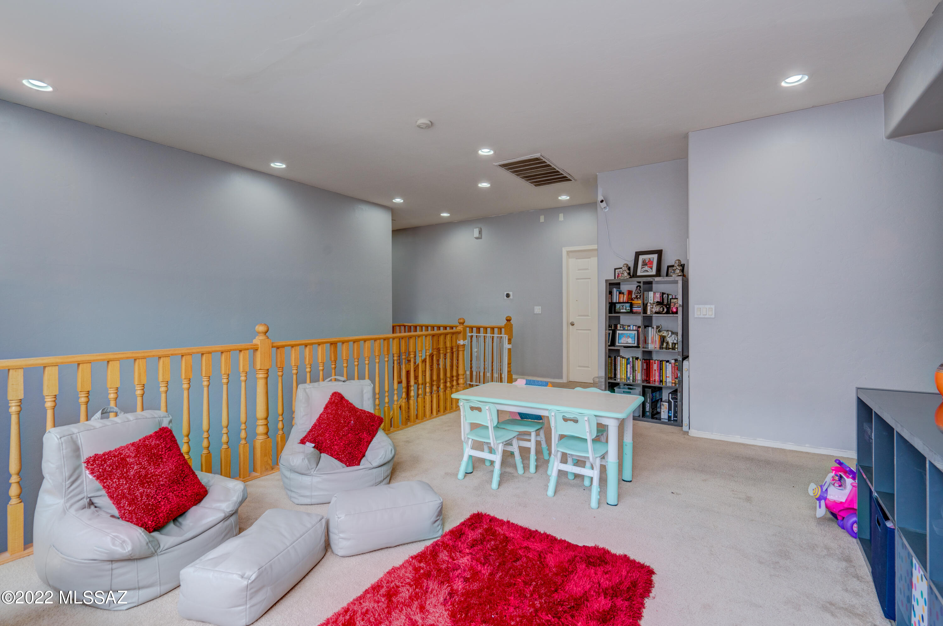 Lago Sereno (1-99) - Residential