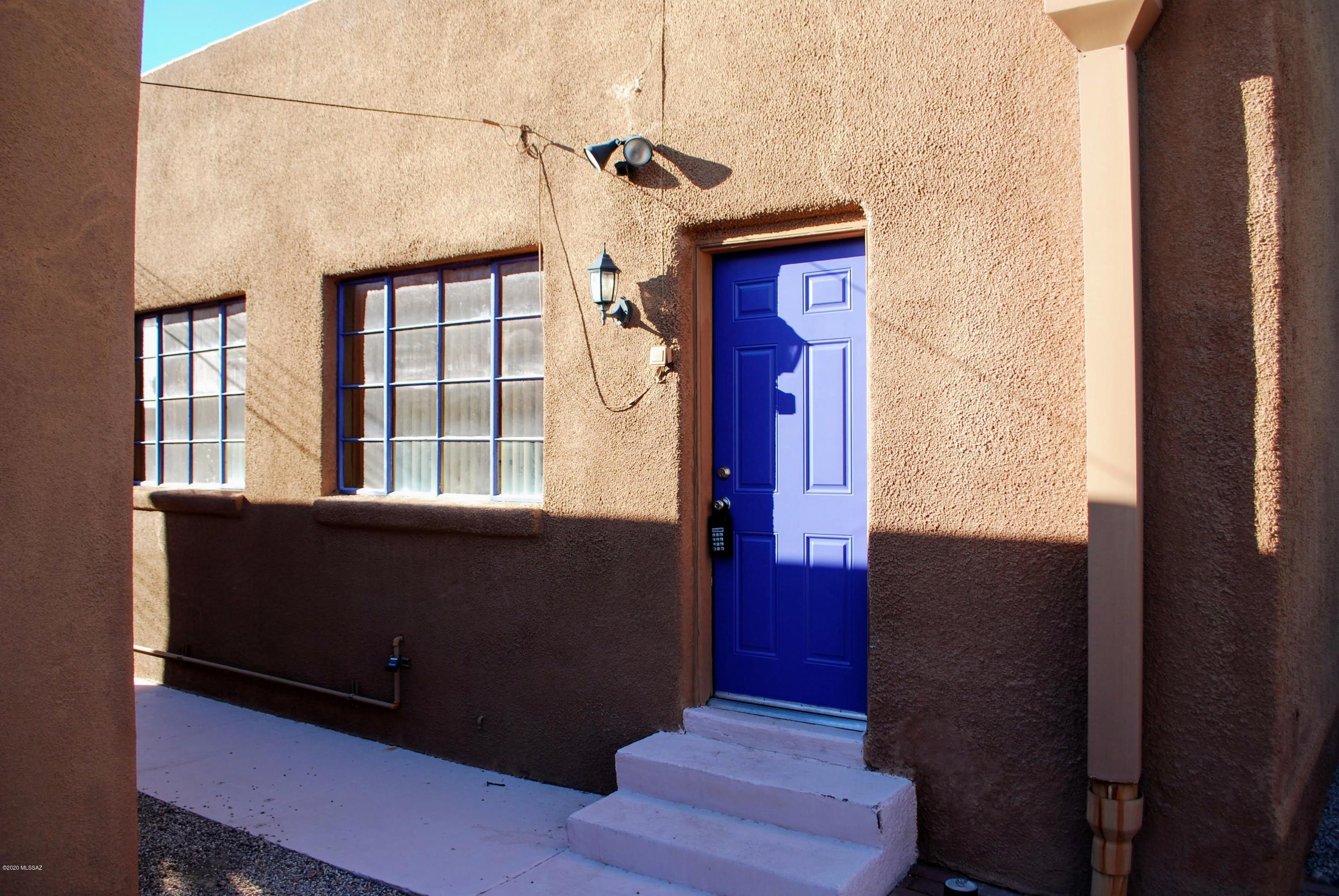 Attached Furnished Studio Space with ALL UTILITIES INCLUDED. Absurdly close to the University of Arizona campus at .2 Miles (1000 Feet). Easy walk or Bike to Campus. Open kitchen/living area. Will come furnished with Television, Love Seat, Ottoman, Twin Bed, Wardrobe Closet, Desk & Chair. Full-size Gas Stove and Refrigerator as well as Microwave with a small amount of counter and cabinet space. Split Mini A/C & Heat, Tile Floors, Ceiling fan in the main room. 3/4 Bath with walk-in shower. Shared Laundry. Parking Permit MUST be purchased for Street Parking.
