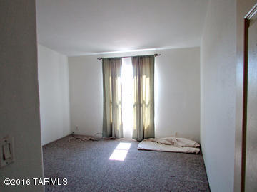 Unsubdivided - Residential