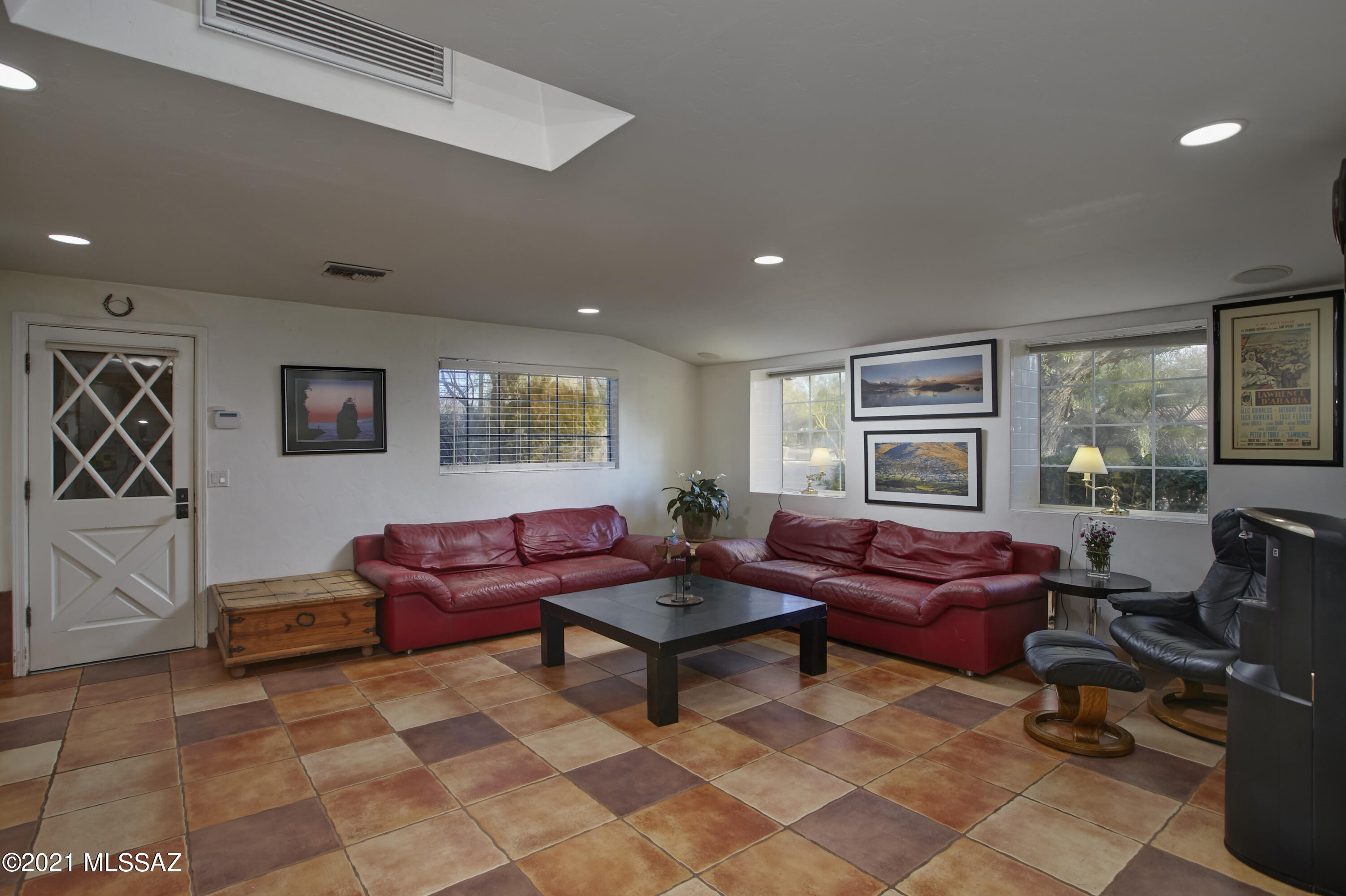 Country Club Estates NO. 1 - Residential